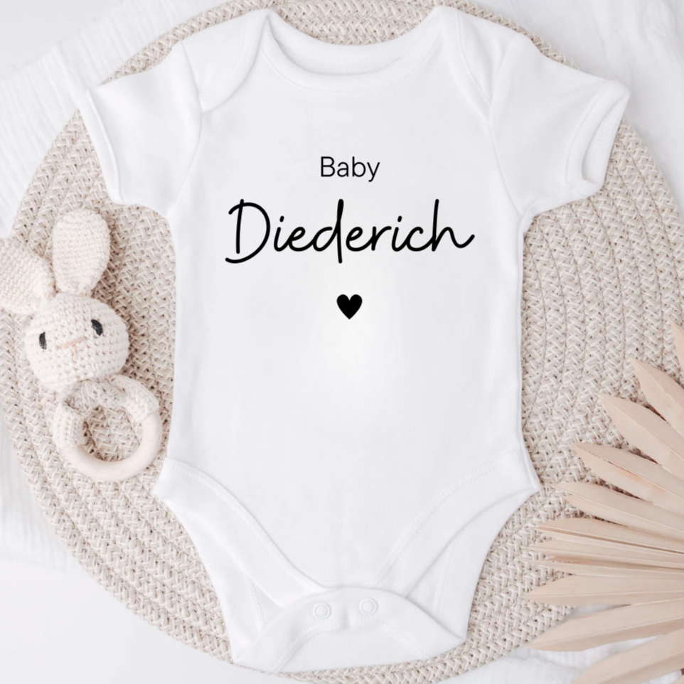 Baby Body Nachname / Schwangerschaft verkünden
