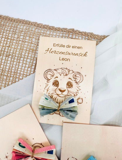 Cash gift with personalized engraving / wooden gift card