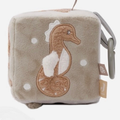 Motor skills cube sea creatures