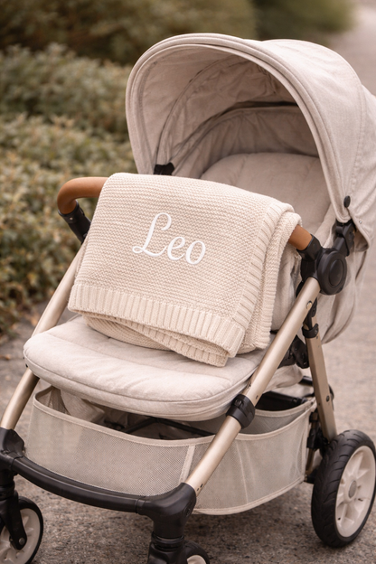 Personalized baby blanket / embroidered name
