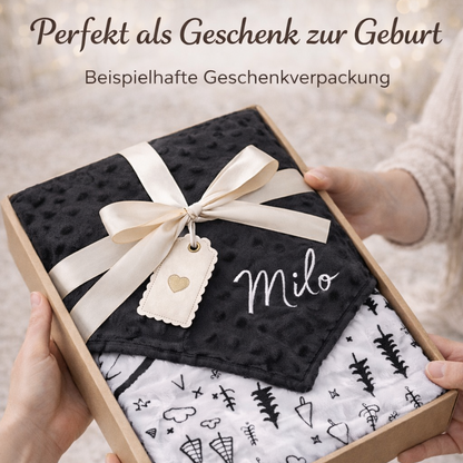 Personalized baby blanket / embroidered name black/white
