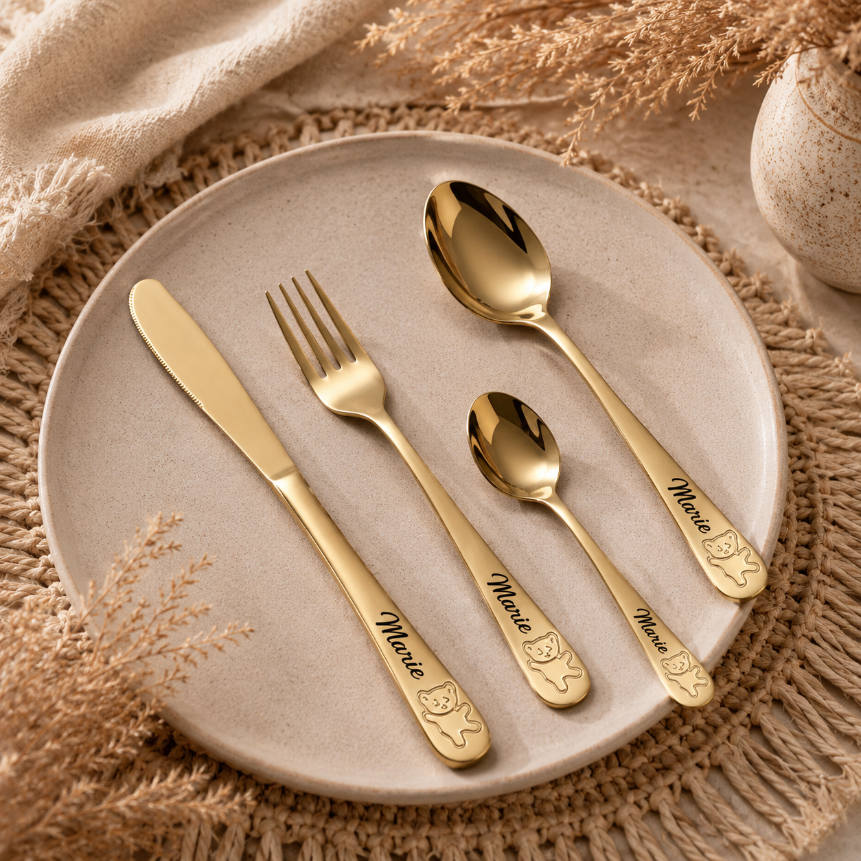 Personalisiertes Kinderbesteck mit Namen graviert Gold | Edelstahl Besteck Set für Kinder | Geschenk zum 1. Geburtstag, Taufe & Weihnachten