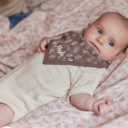 Baby Halstuch personalisiert mit Name / Geschenk zur Geburt