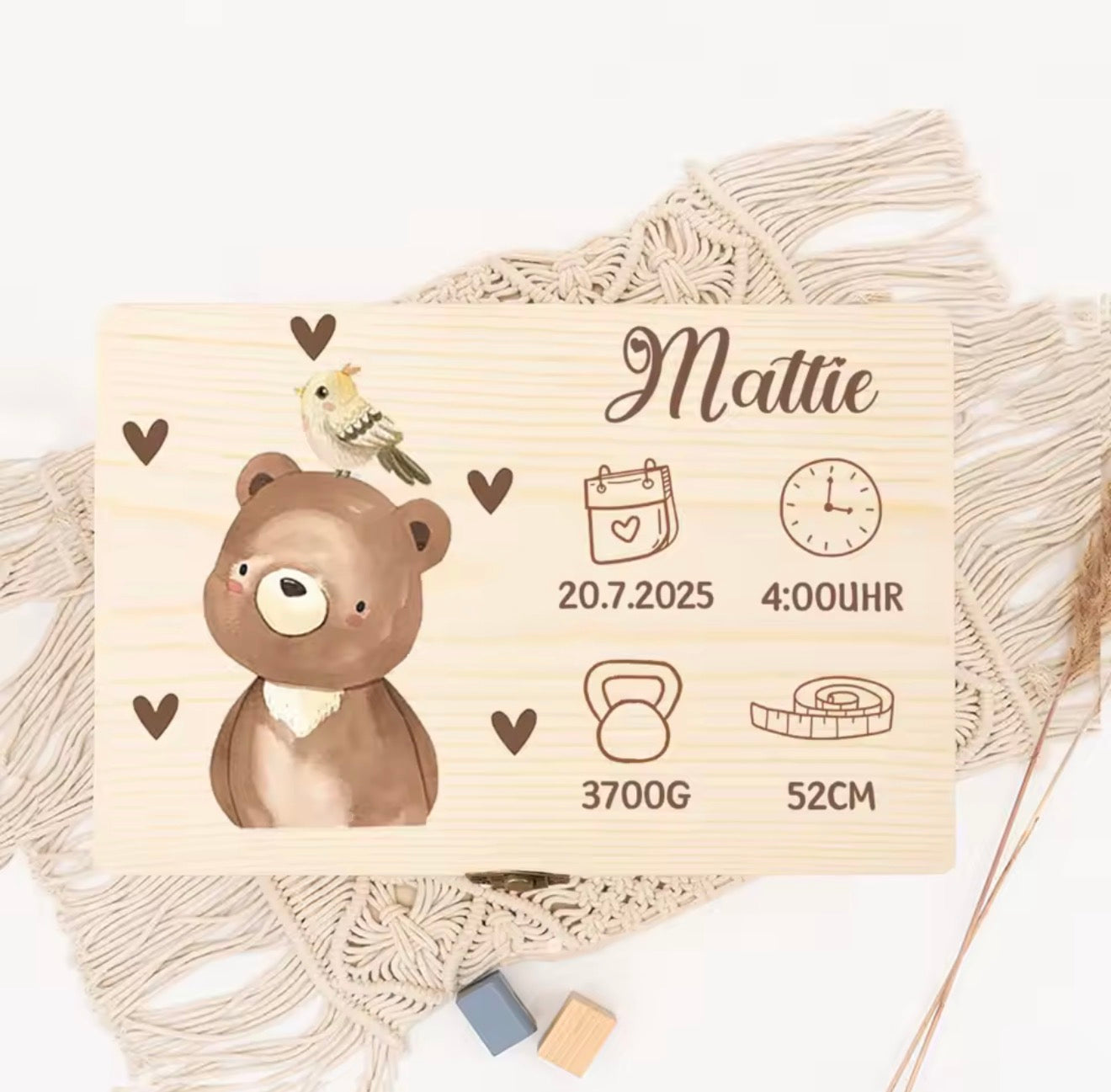 Baby Keepsake Box aus Holz mit Bär Motiv und individuellen Daten