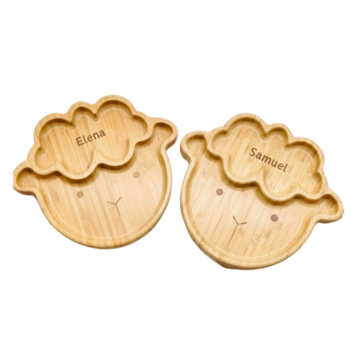 Wooden plate with engraving / sheep