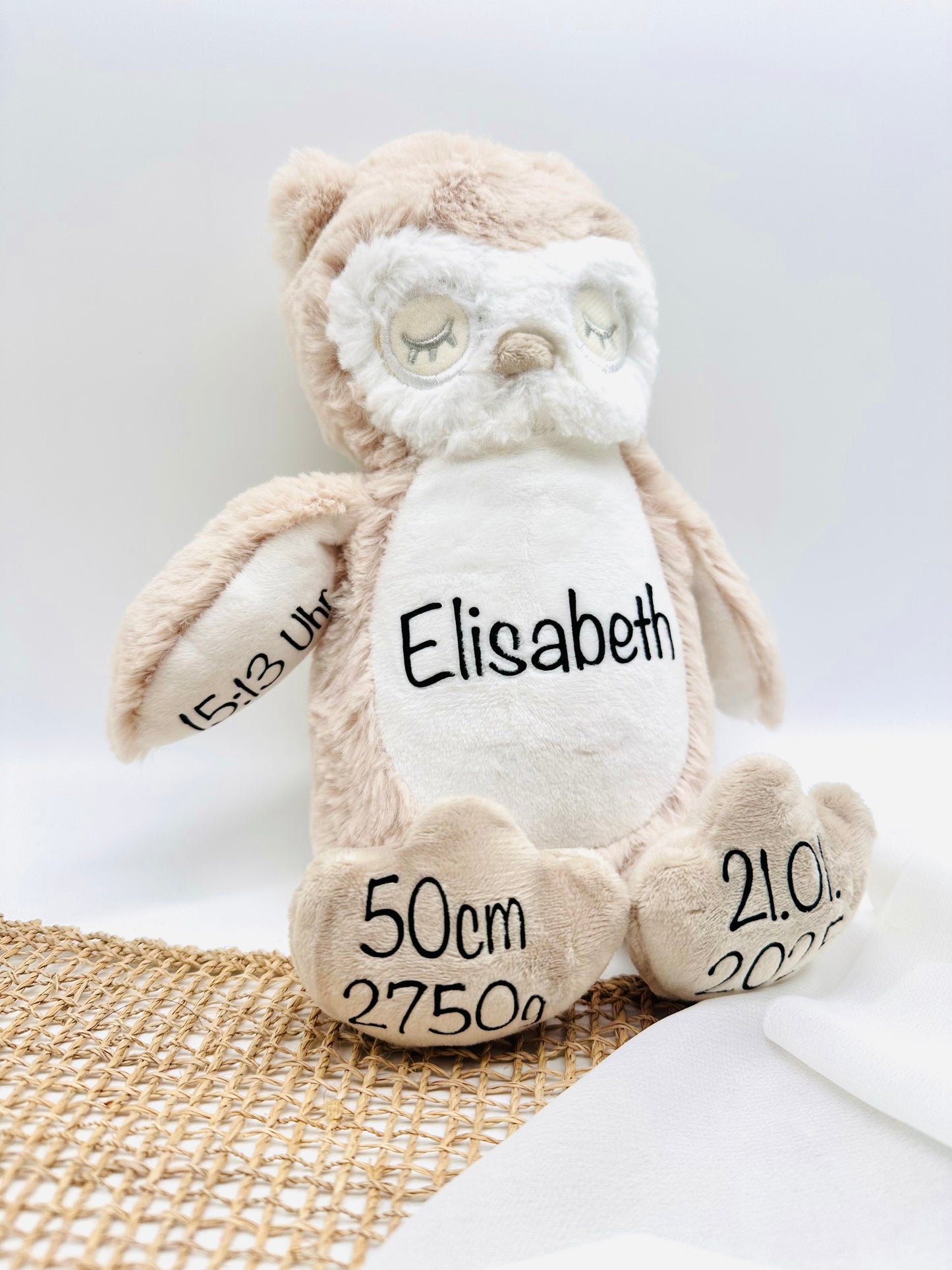 Cuddly toy owl personalized with name and date of birth