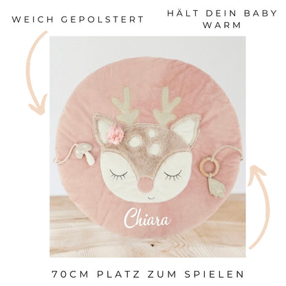 Personalisierte Krabbeldecke / Babydecke für Spielbögen / Rosa Reh oder Beige Igel - einzigartigliebe