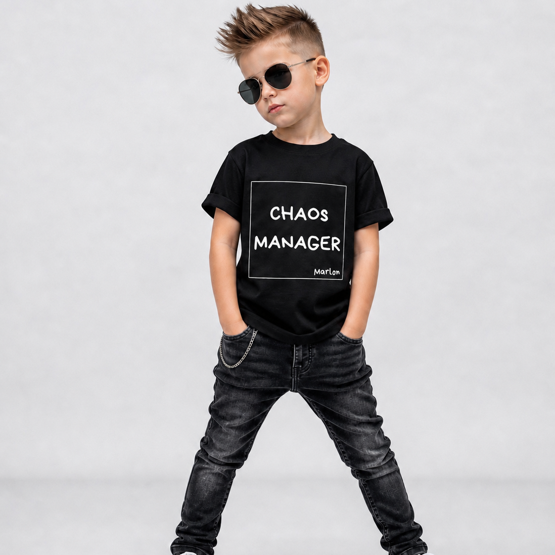 Chaos Manager Kinder T-Shirt – Cooles Statement Shirt für Jungen & Mädchen