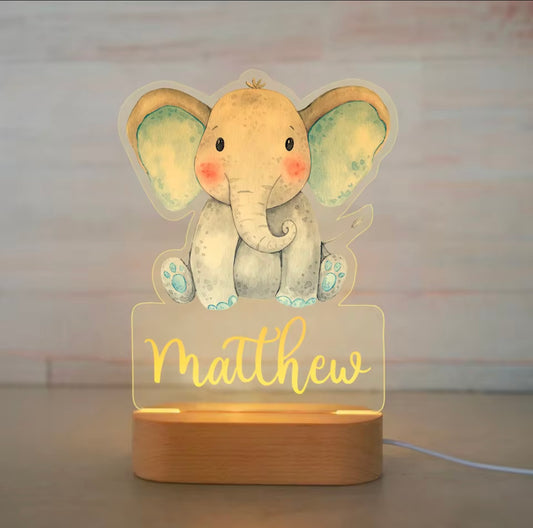 Personalized night light for children with cute animal motifs