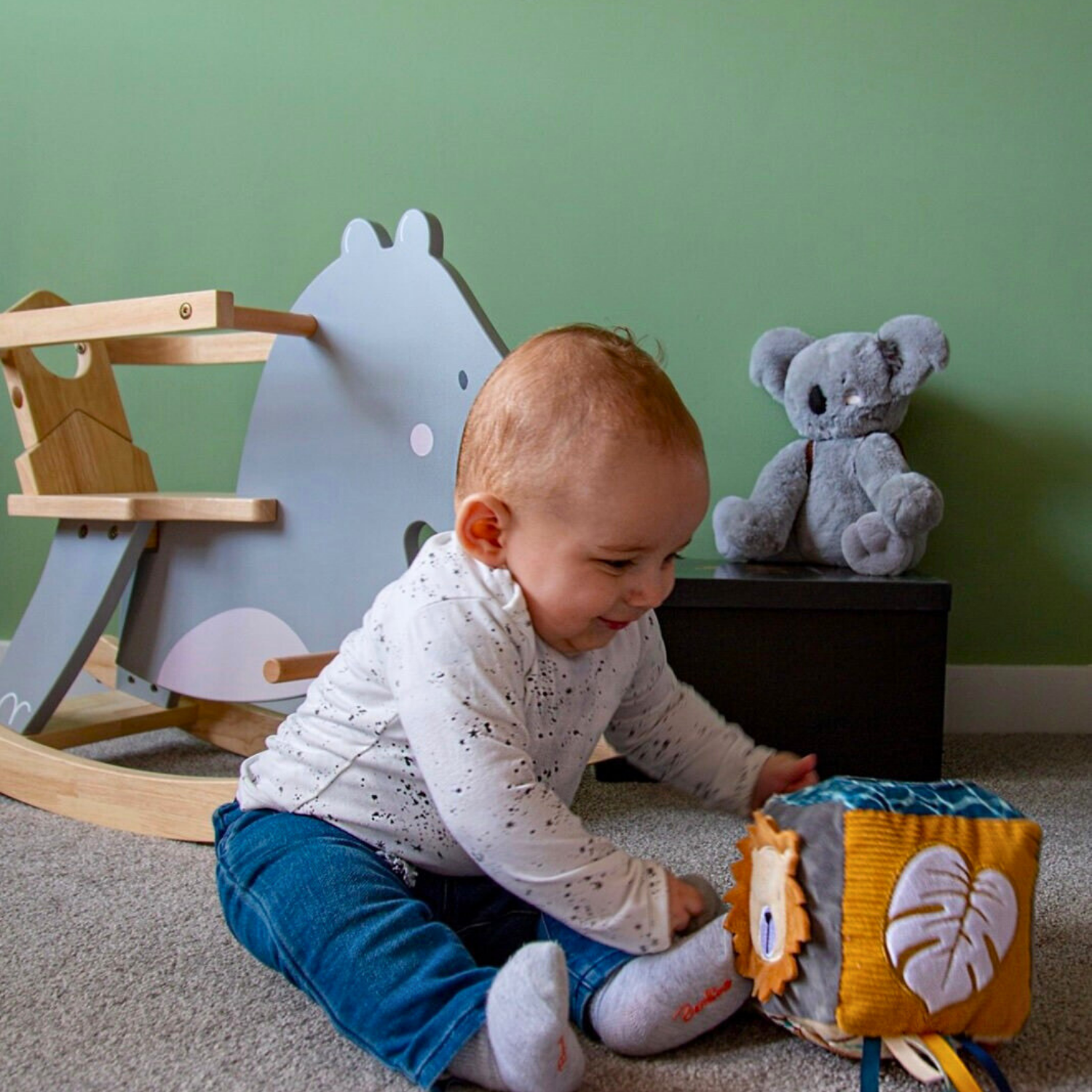 Personalisierter Activity Würfel / Motorikwürfel Baby - einzigartigliebe