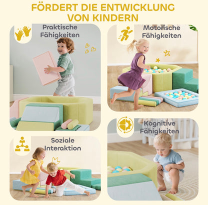 Kinderzimmer Spielbereich mit Bällebad und weichen Kletterelementen
