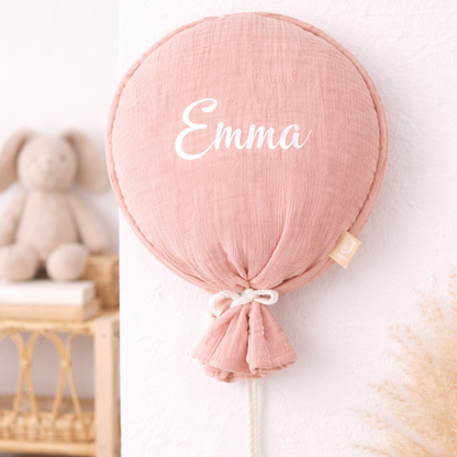 Personalisierte Babyzimmer Wanddeko mit Stoffballons in Beige, Rosa und Blau