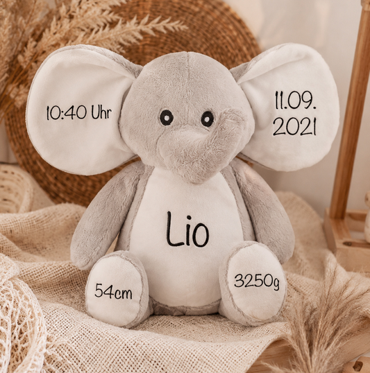 personalisiertes Kuscheltier Elefant mit Name, Geburtsdatum, Uhrzeit, Größe und Geburtsgewicht. Weiches Baby-Kuscheltier als individuelles Geschenk zur Geburt oder Taufe.