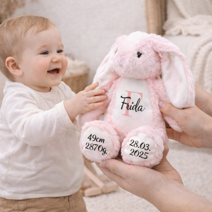 Kuschelhase mit Name und Geburtsdaten als Geschenk zum Geburtstag für Kinder 