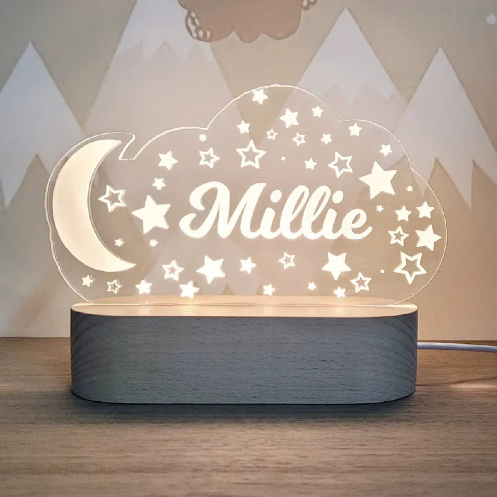 Personalisiertes Nachtlicht Mond und Sterne mit Name auf Acryl graviert