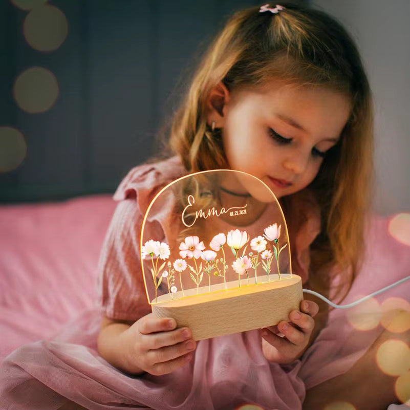 Personalized night light for children with pink flowers / name &amp; date of birth