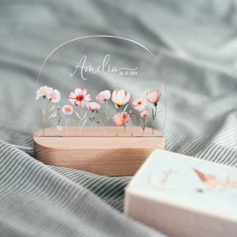 Personalized night light for children with pink flowers / name &amp; date of birth