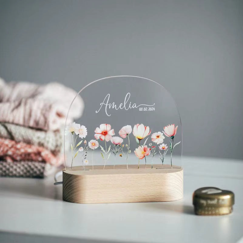 Personalized night light for children with pink flowers / name &amp; date of birth