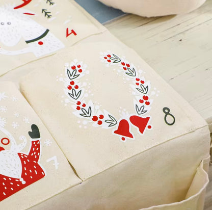 Personalisierter Weihnachtskalender mit Zahlen von 1-24 und weihnachtlichen Motiven