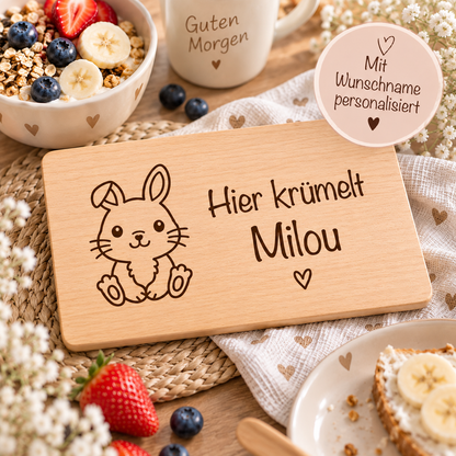 Personalisiertes Frühstücksbrettchen aus Holz mit Hasenmotiv und Wunschname