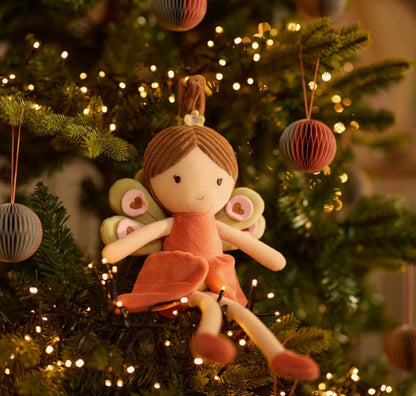 Jollein Fee Fairy Mae als liebevolles Geschenk am Weihnachtsbaum