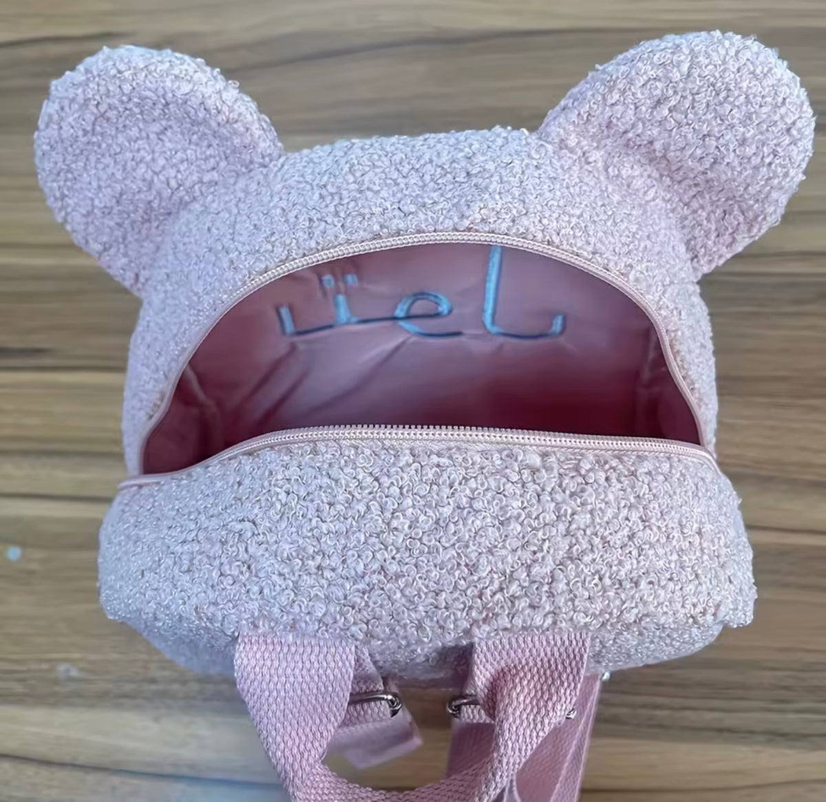 Personalisierter Kinderrucksack aus Teddyplüsch mit Name