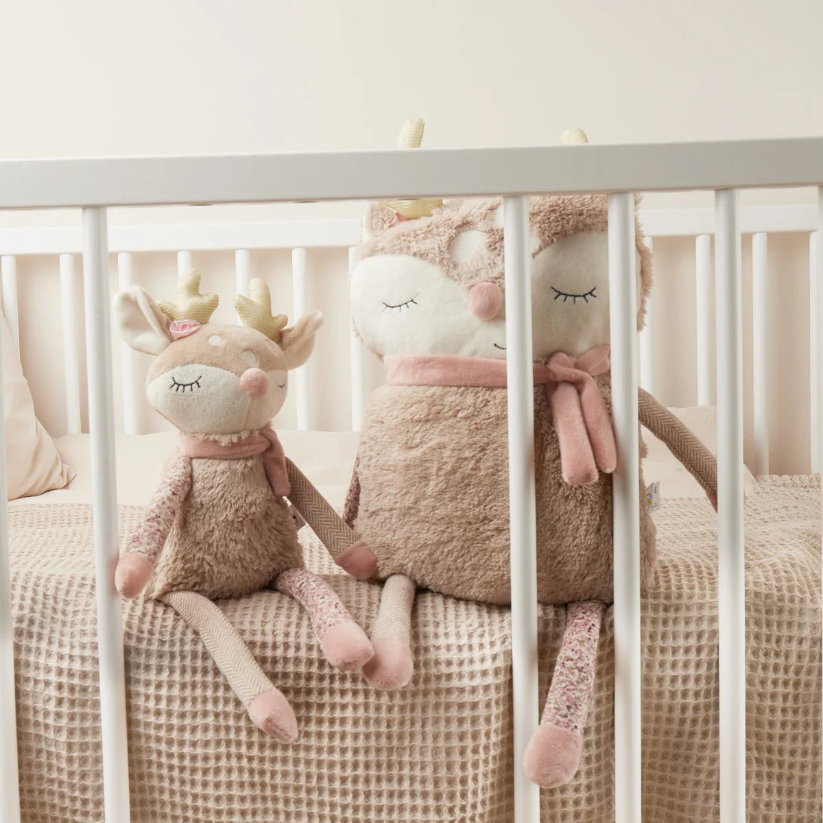 Personalisiertes Kuscheltier Reh mit Name und Geburtsdaten