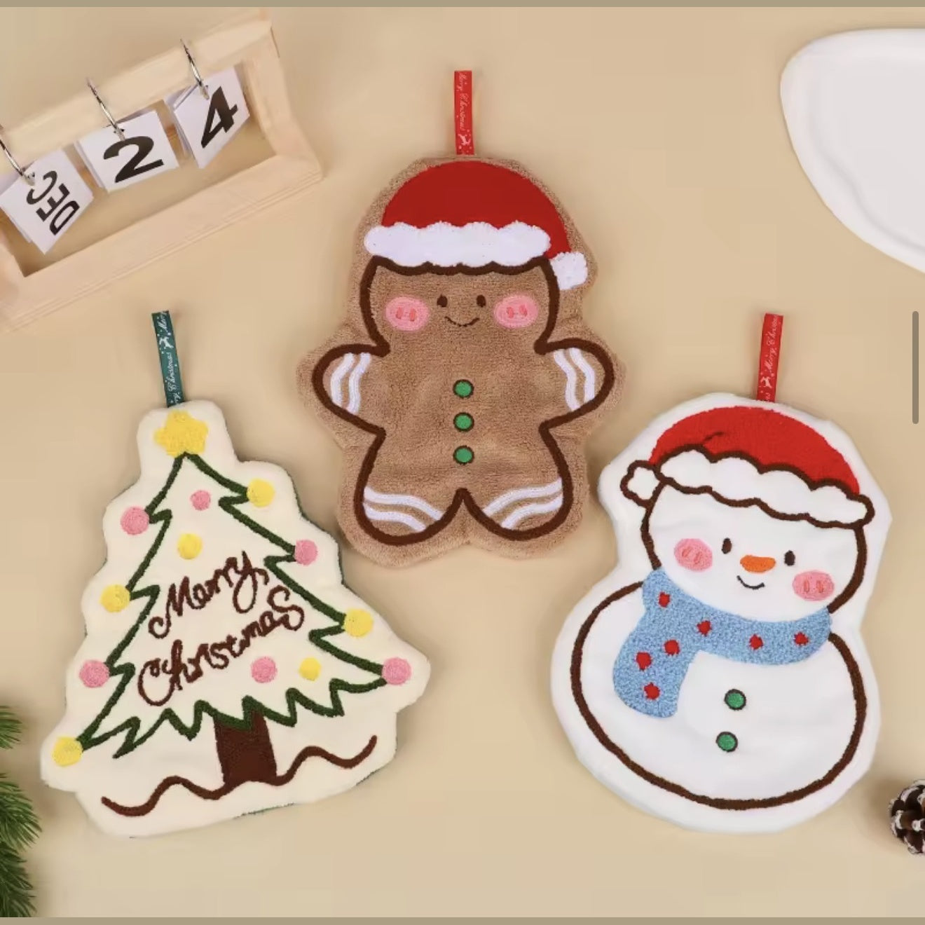 Weihnachtliche Handtücher Tannenbaum Schneemann und Lebkuchenmann